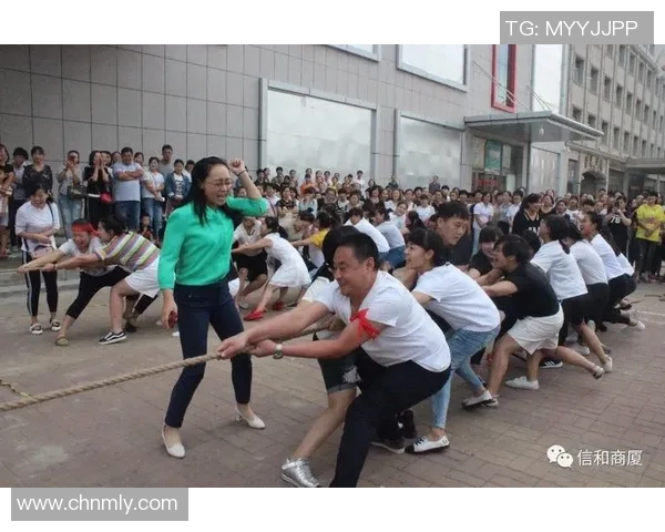 武汉足球队在邀请赛中的团队协作表现分析与评价