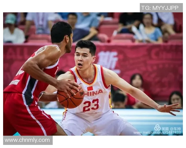 洲际杯回顾：上海篮球队球员个人能力的精彩展现与分析